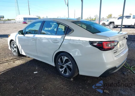 2020 Subaru Legacy Premium из США, поврежденный, VIN 4S3BWAC68L3034638
